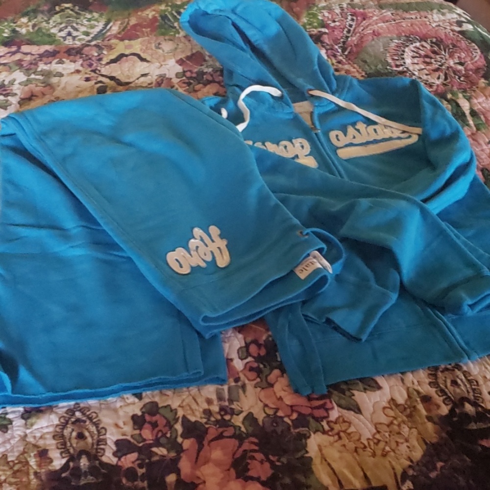 Sweat suit more like a teal color